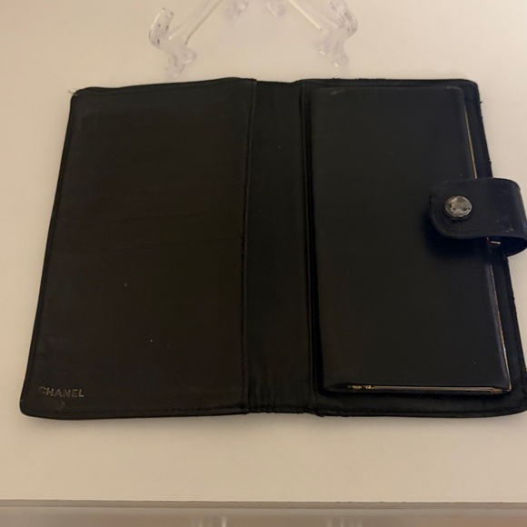 CHANEL Caviar Leather Bifold Wallet REHAB - Picture 6 of 10